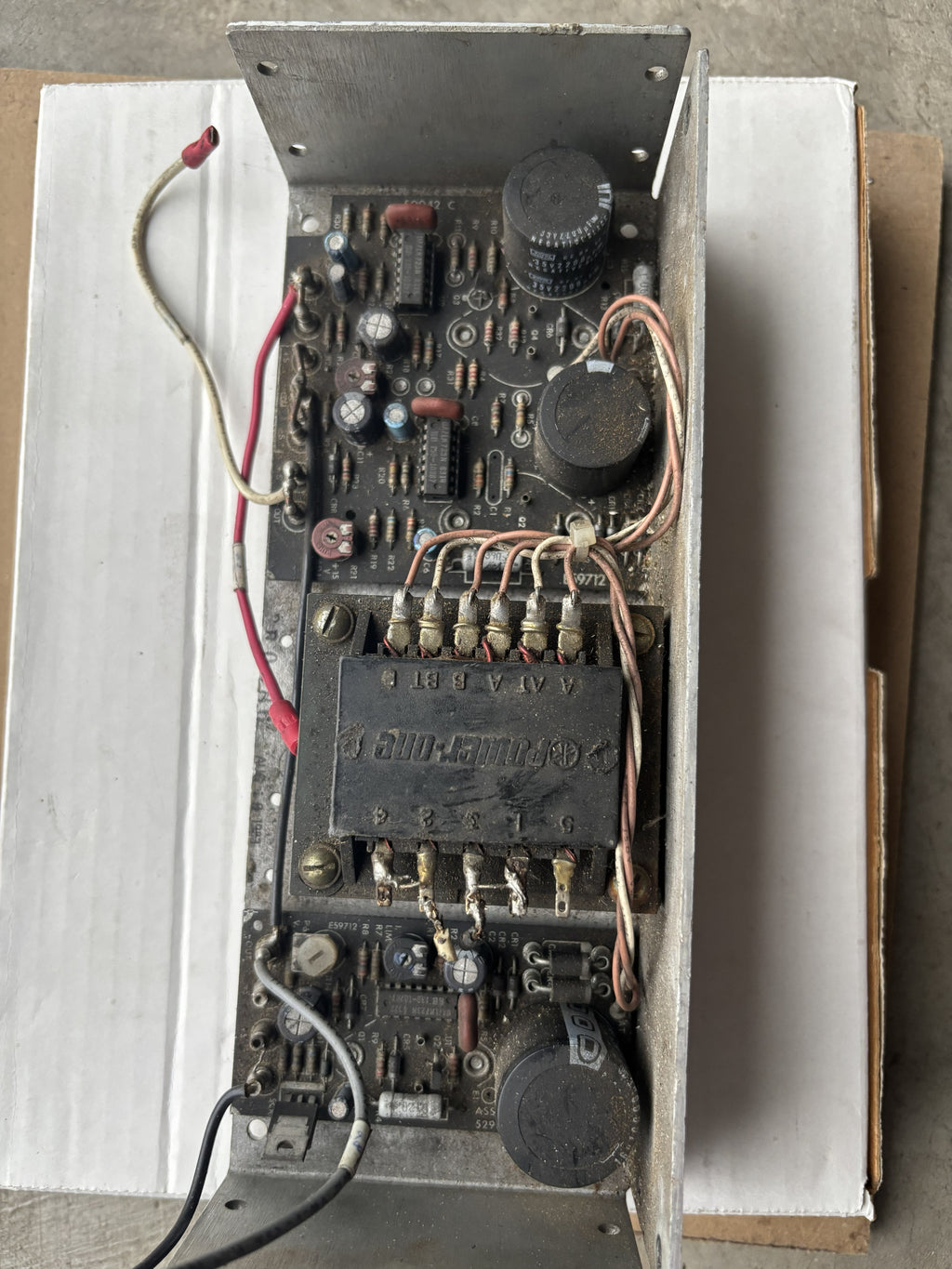 Power-One HBAA-40W-A DC Power Supply