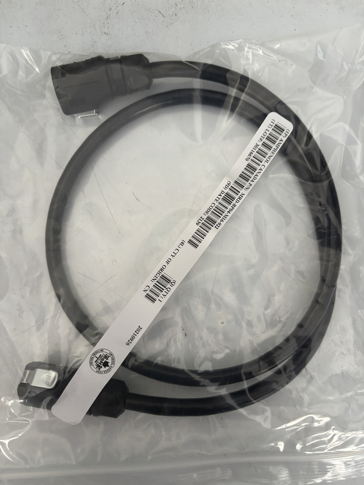 Amphenol MRDBP04M16000 MRD Series 4-Position Cable-Mount Plug